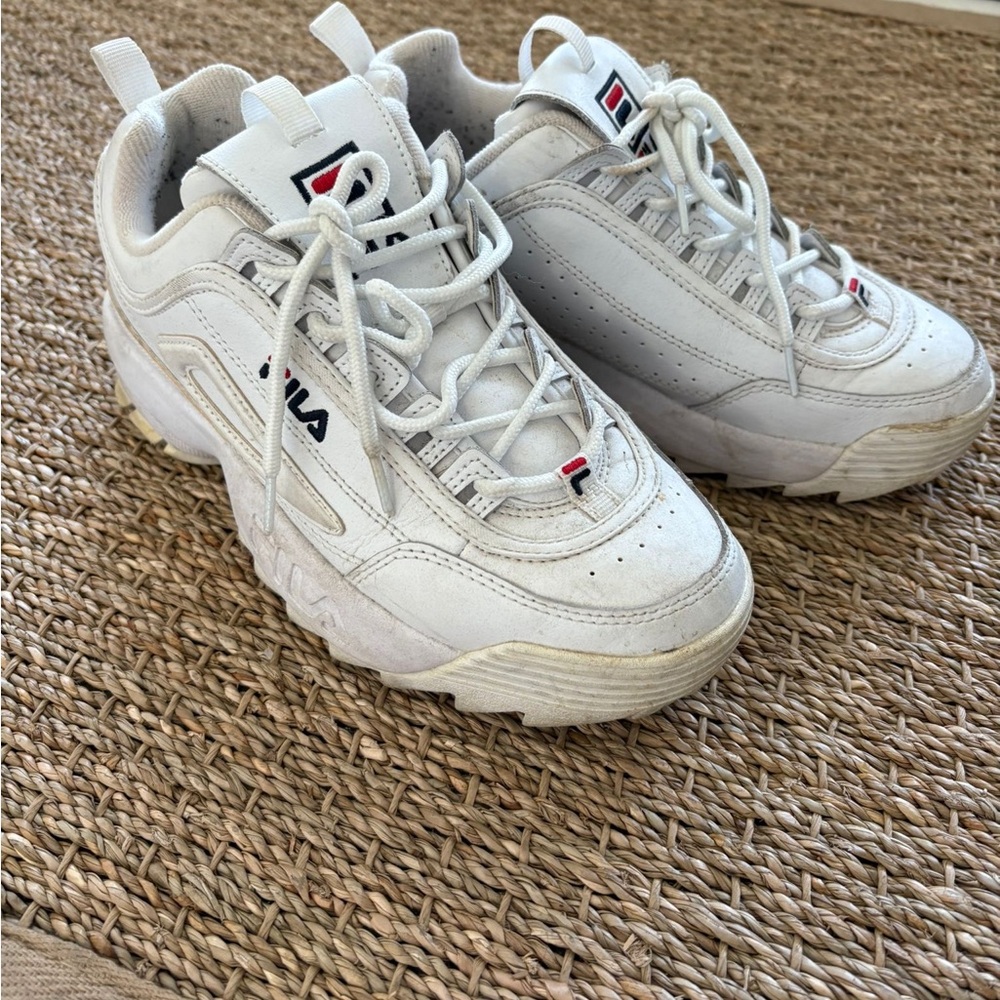 Fila White Sneakers- size 8